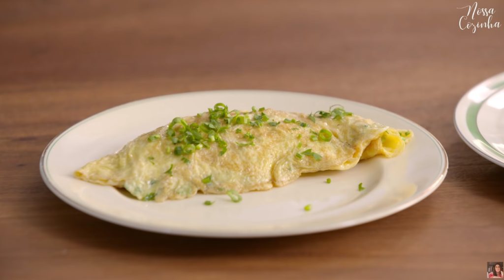 Receita de Omelete Francesa com Ervas à Moda Paola Carosella