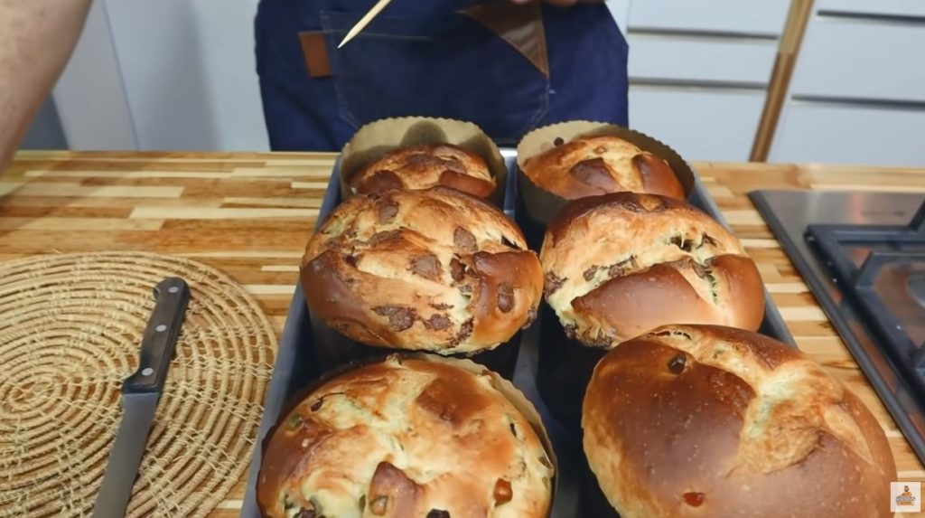 Receita de Panetone e Chocotone Caseiro - Passo-a-Passo Bem Detalhado